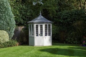 positioning your summerhouse for sun