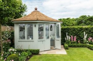 corner garden room in green