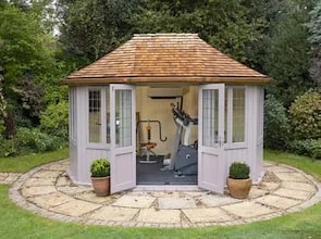 Bespoke<br />Summer House